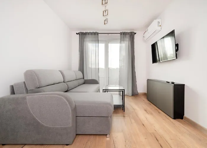 Lodz Niciarniana Comfy Apartment